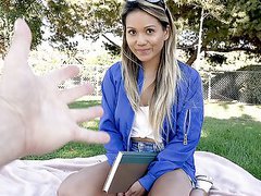 Filipina Nudes presents: Trikepatrol sexy pinay lana violet fucks smooth talking stranger